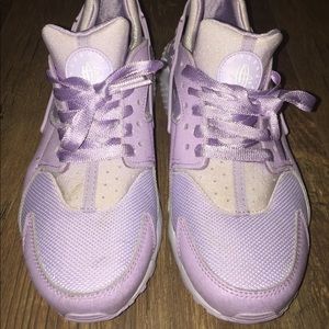 Lavender Nike Huaraches